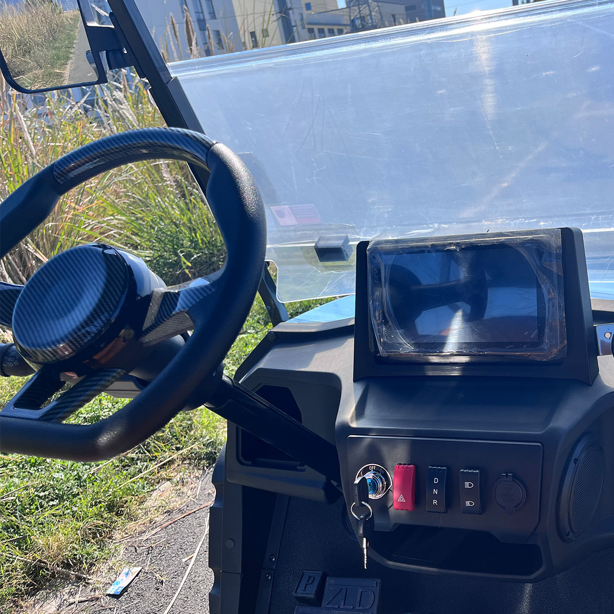 Steering wheel and Dashboard